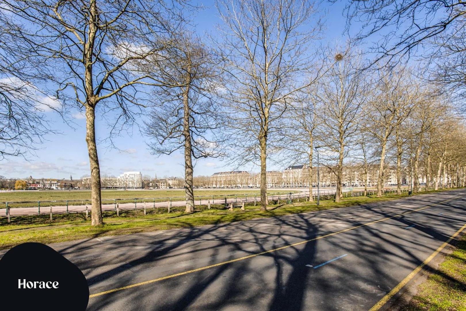 Le City - Parking And Comfort In The City Centre Caen Esterno foto